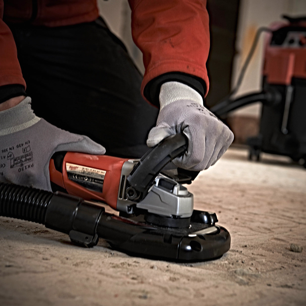 Smerigliatrice Milwaukee AGV 12-125 X DEG-SET 1200W