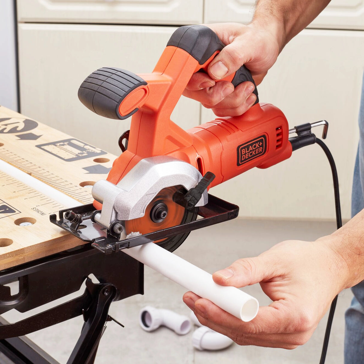 Mini Sega Circolare Black+Decker BES510-QS 400W