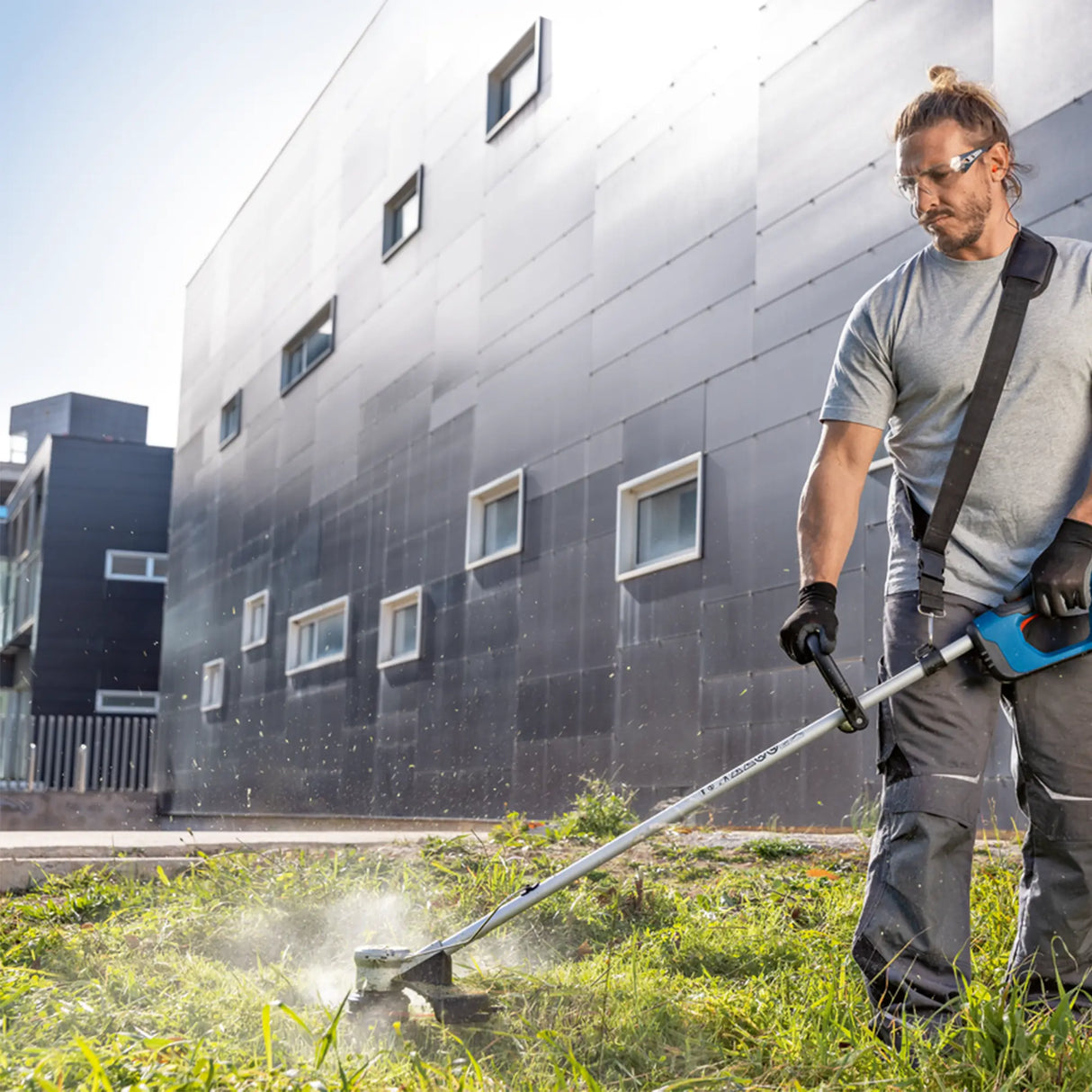 Tagliabordi a batteria Bosch GRT 18V-33