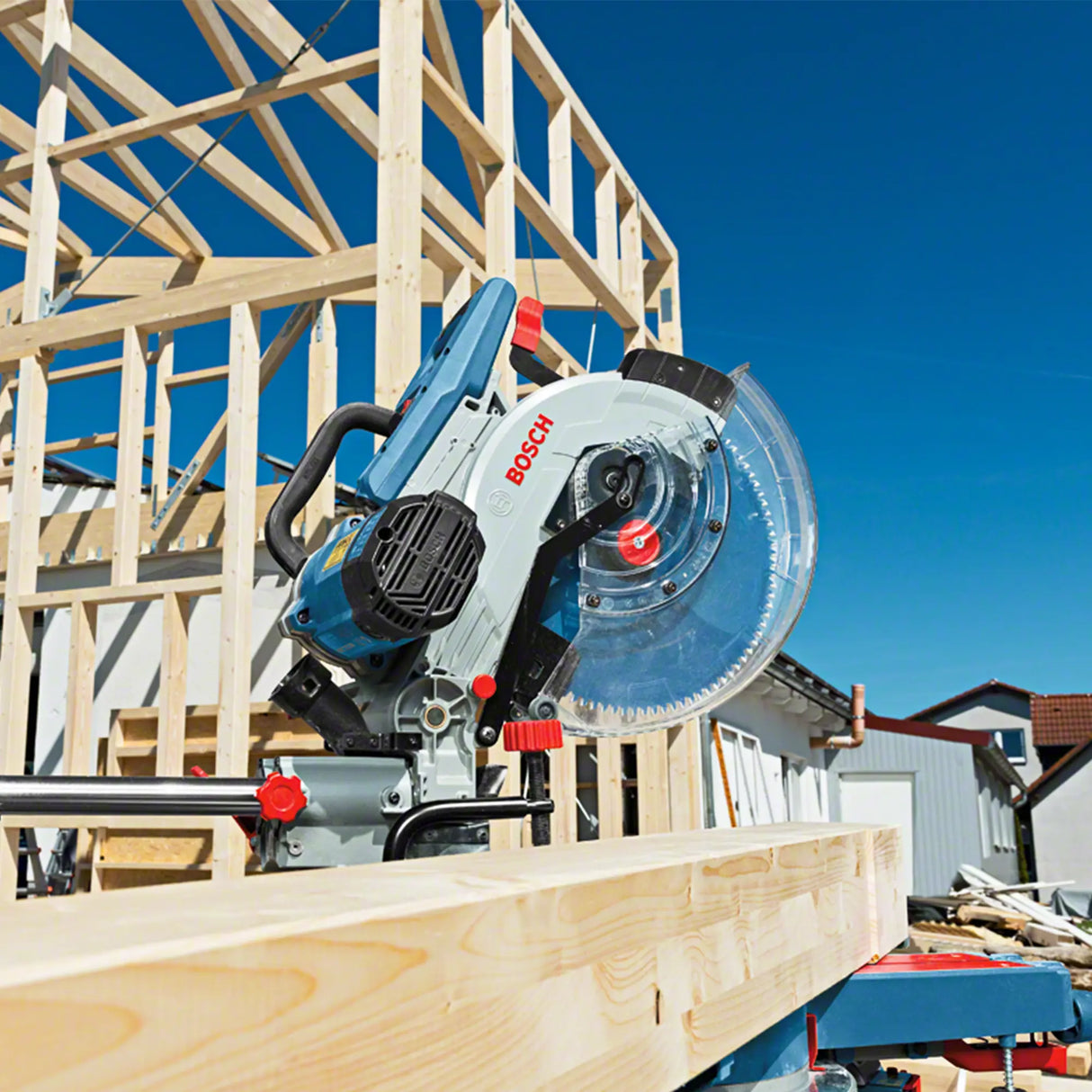 Mașină de tăiere radială Bosch GCM 12 SDE