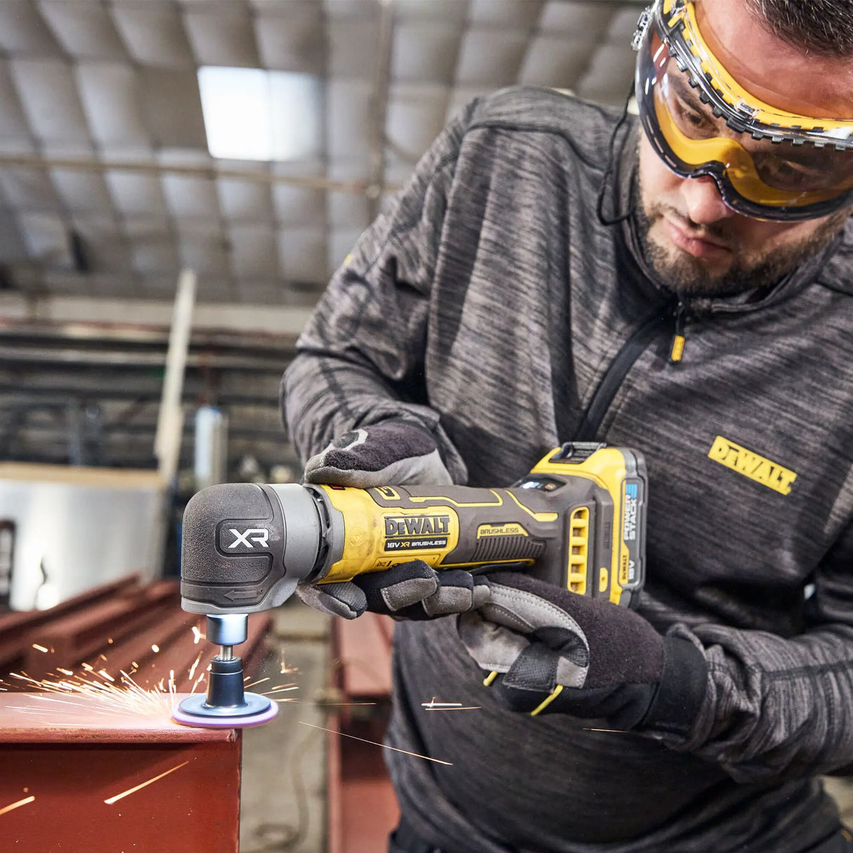 Polizor axial Dewalt DCG421N-XJ 18V