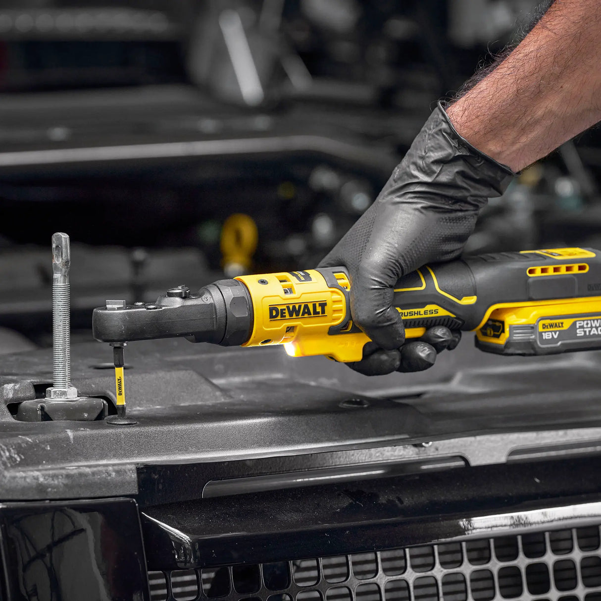 Clichet Dewalt DCF520N-XJ 18V