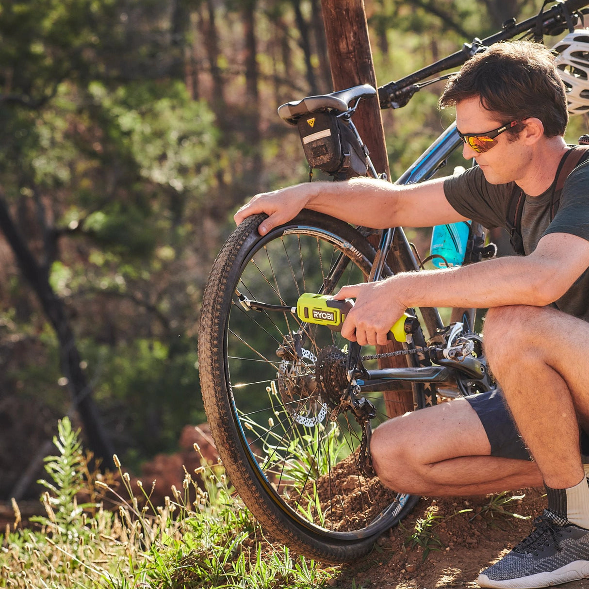 Compressore Ryobi RI4-120G 4V 2Ah