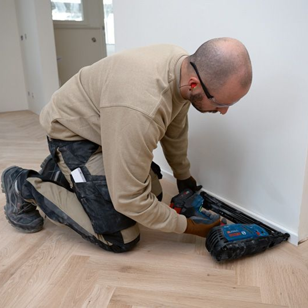 0601482201 - Mașină de bătut cuie Bosch GNH 18V-64 MD PRO 18V - Imaginea 25