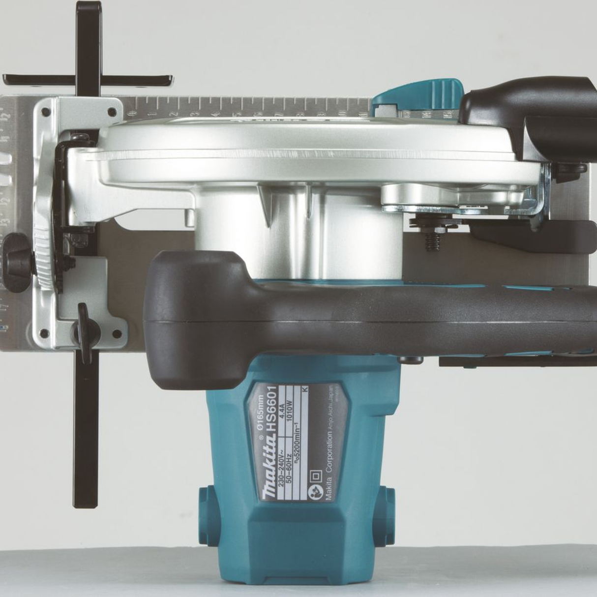 HS6601J - Fierăstrău circular Makita HS6601J 1050W - Imaginea 4
