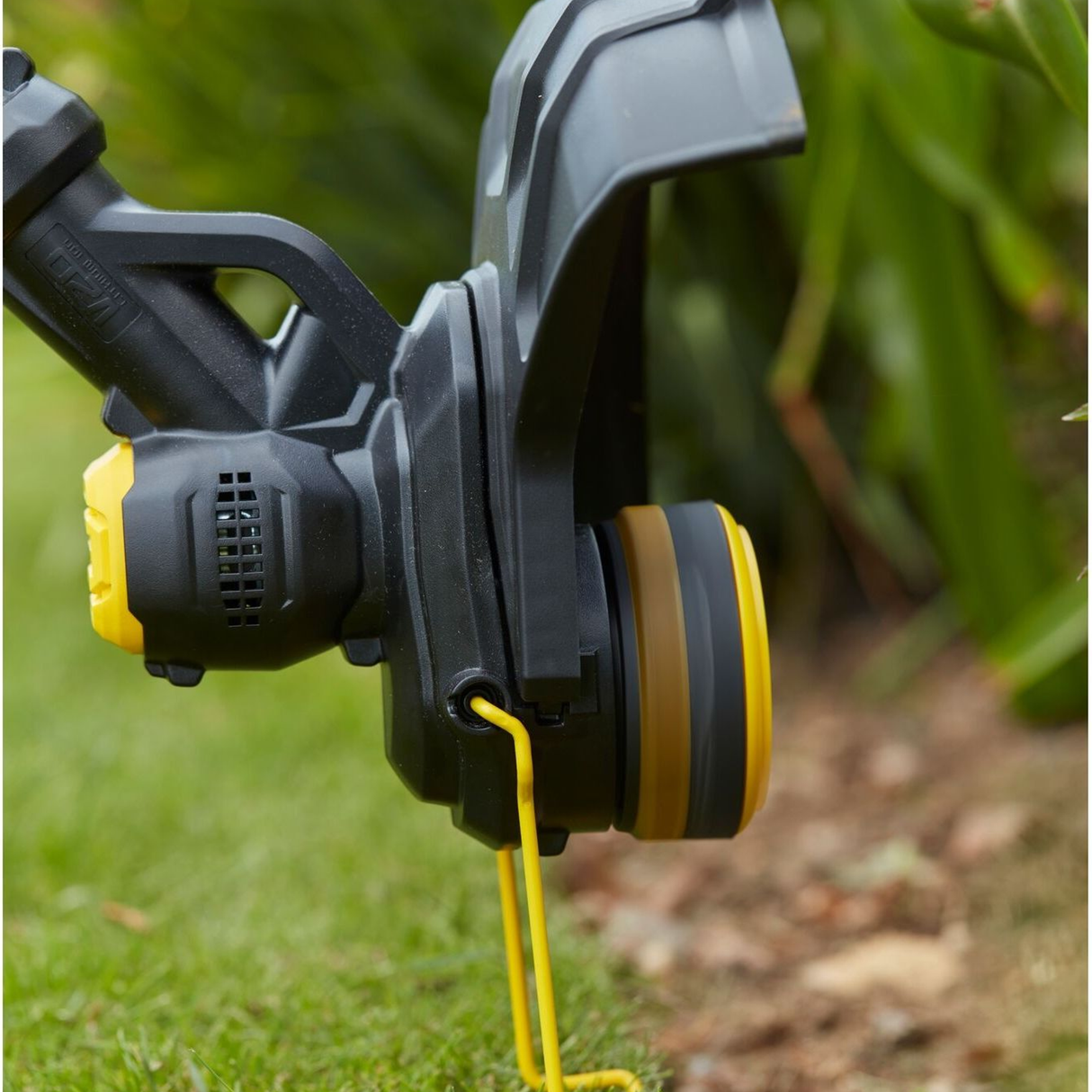 SFMCST933M1-QW - Trimmer Stanley SFMCST933M1-QW 18V 4Ah - Imaginea 5