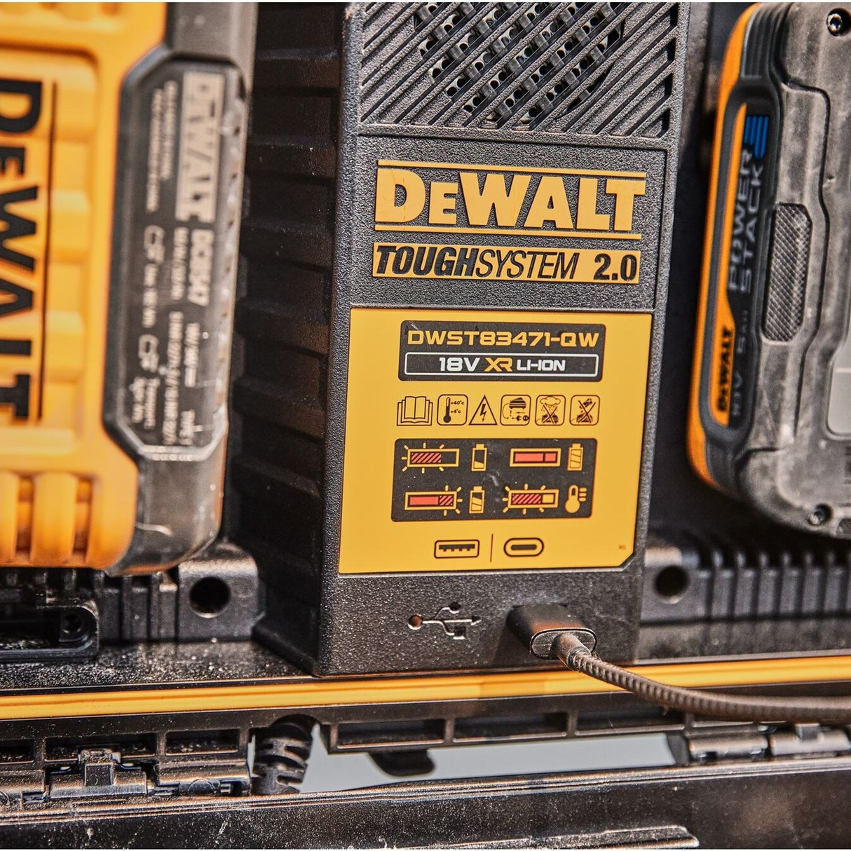 DWST83471-QW - Încărcător dual pentru baterii Dewalt DWST83471-QW ToughSystem 2.0 - Imaginea 23