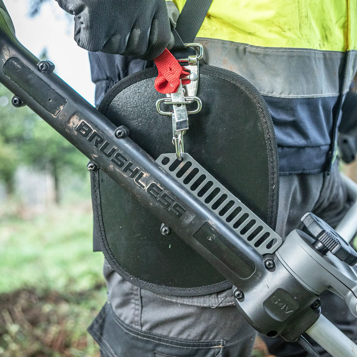 Mașină de tuns iarba Dewalt DCMBC823N-XJ 54V