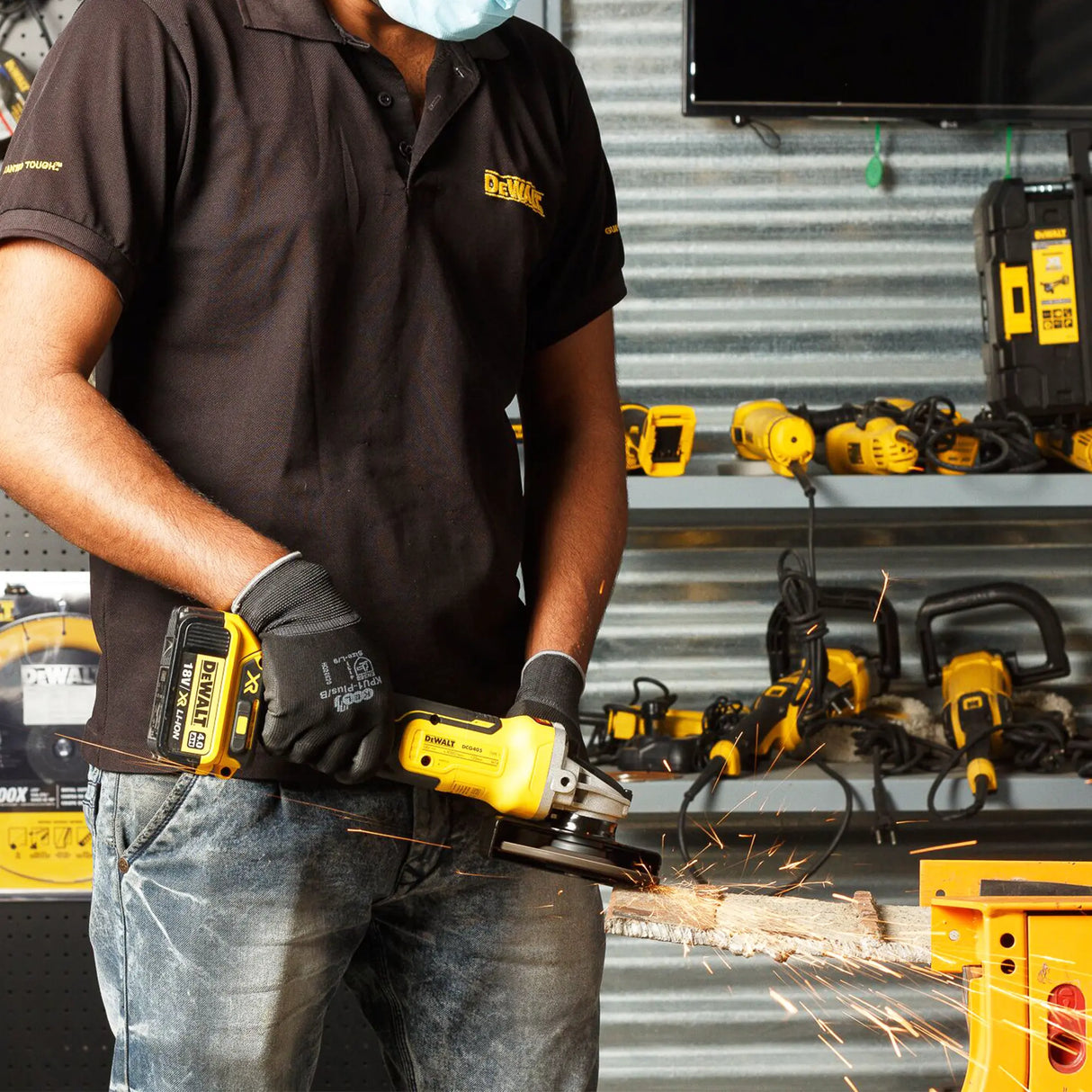 Smerigliatrice Dewalt DCG405P3-QW 18V 5Ah