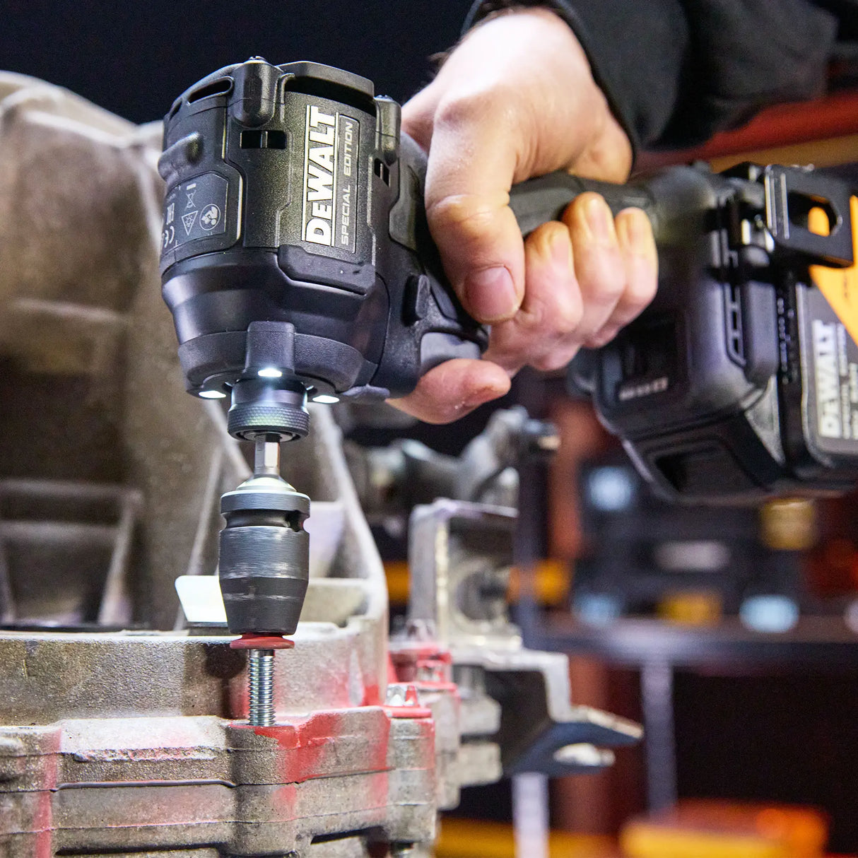 Avvitatore a impulsi Dewalt McLaren DCF86MP2T-QW 18V 5Ah