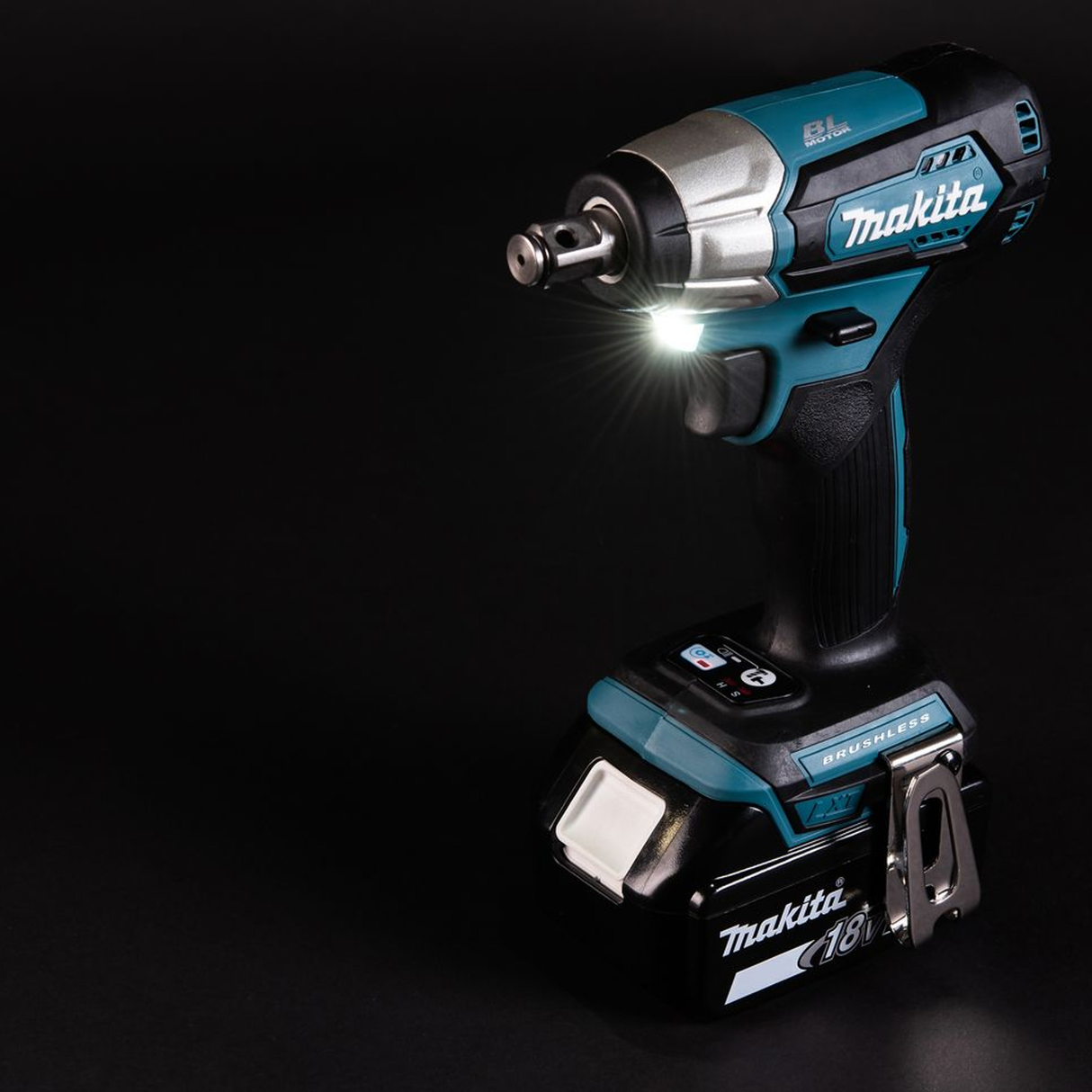 DTW181RTJ - Cheie de impact Makita DTW181RTJ 18V 5Ah - Imaginea 14