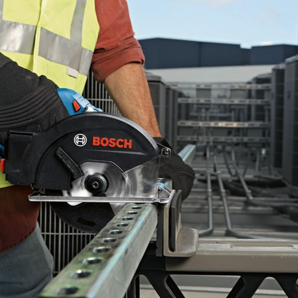 06016B8001 - Fierăstrău circular Bosch Professional GKM 18V-50 PRO 18V - Imaginea 18