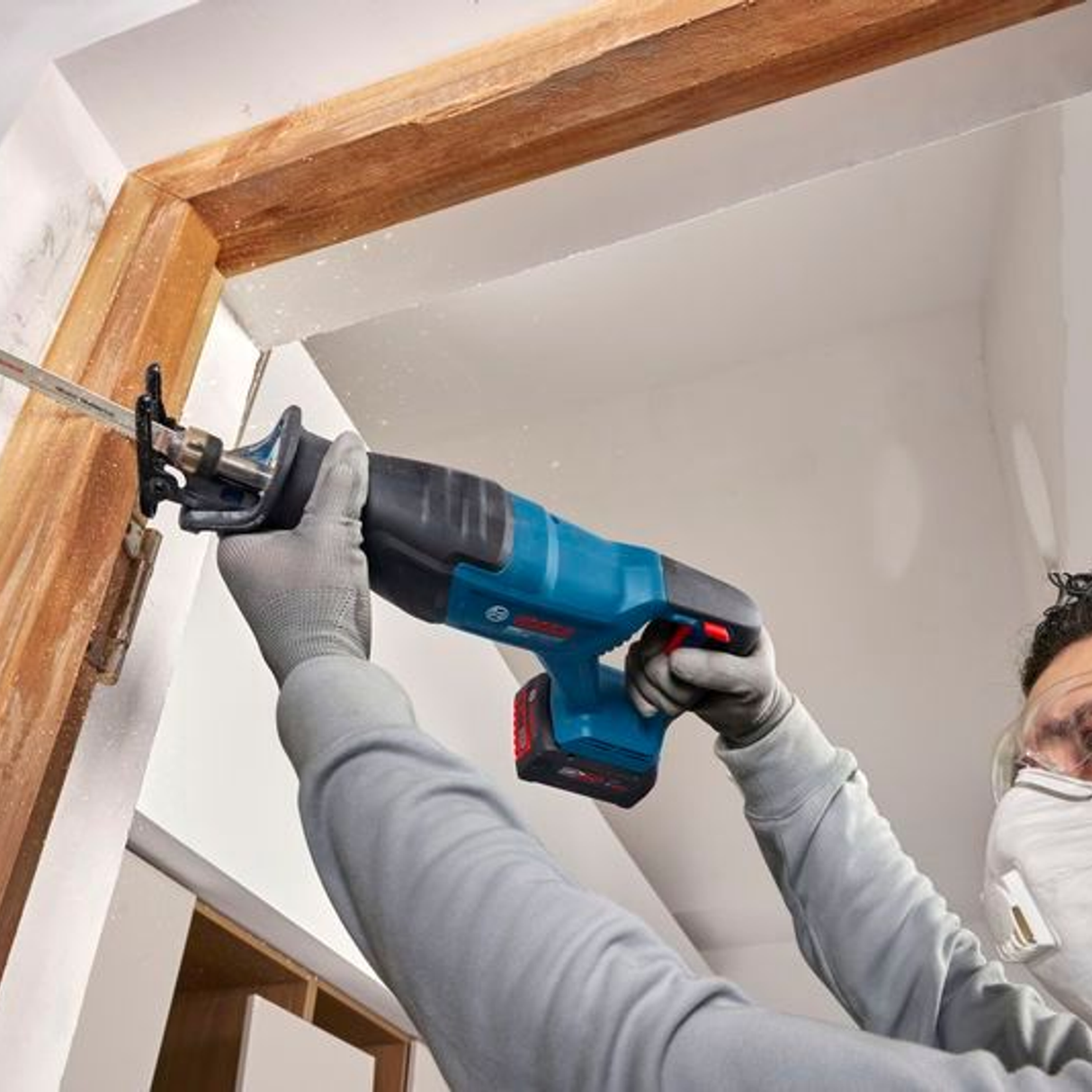 06016D1001 - Fierăstrău universal Bosch Profesional GSA18V-280 PRO 18V - Imaginea 25
